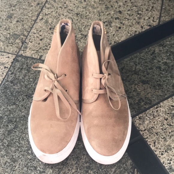 tory burch casual shoes